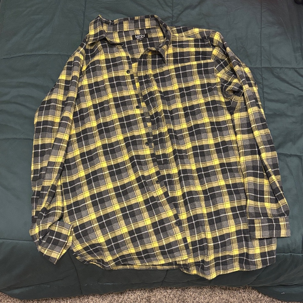 boohooMAN FLANEL LONG SLEEVE BUTTON DOWN in YELLOW